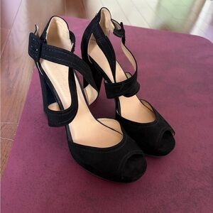 Black 4” Heels - Chinese Laundry